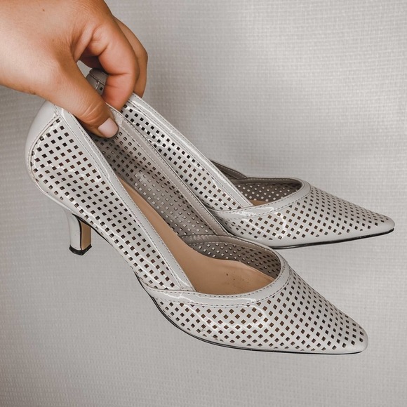Bella Vita | Grey Dot Pattern High Heels 9 - Picture 1 of 7